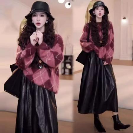 YF6951# (2色入内）秋冬复古格子撞色软糯舒适设计宽松大码显瘦慵懒风针织毛衣