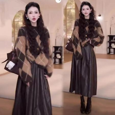 YF6951# (2色入内）秋冬复古格子撞色软糯舒适设计宽松大码显瘦慵懒风针织毛衣