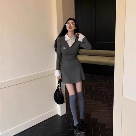 YF6965# (2色入内)春季假两件POLO领拼接V领字母刺绣修腰显瘦连衣裙