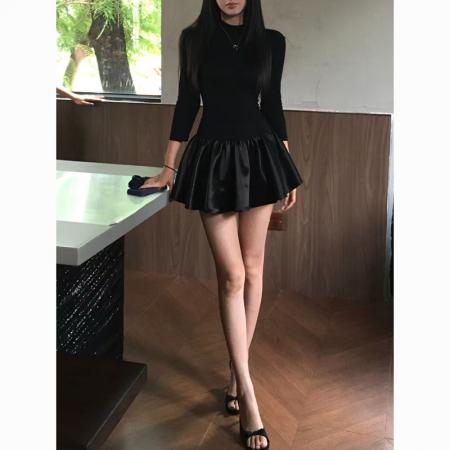 YF6976# （2色入内）韩版性感辣妹后背镂空缎面拼接修腰显瘦连衣裙