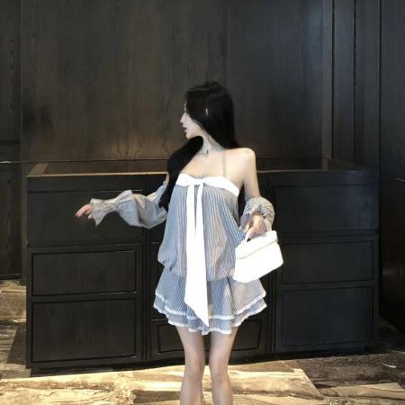 YF6981# 图片色性感辣妹系蝴蝶结飘带松紧腰蓬蓬条纹长袖吊带抹胸连衣裙