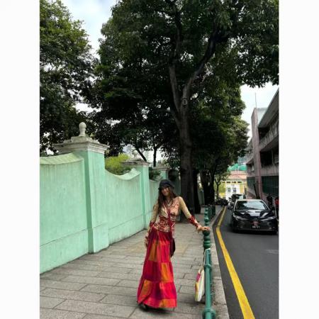 YF7031# 图片色优雅时尚渐变红色A字拼接格纹感松紧腰复古宽松显瘦长裙