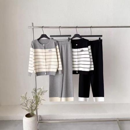 FA56355#跨境新款韩系圆领条纹字母刺绣慵懒高级感针织上衣阔腿裤两件套 服裝批發女裝批發服飾貨源