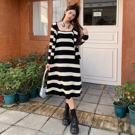 FA56457# 春新款大码女装条纹针织毛衣吊带连衣裙+长袖外套两件套 服裝批發女裝批發服飾貨源