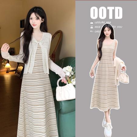 FA56460# 大码女装条纹背心长裙+针织长袖防晒开衫春装百搭连衣裙 服裝批發女裝批發服飾貨源