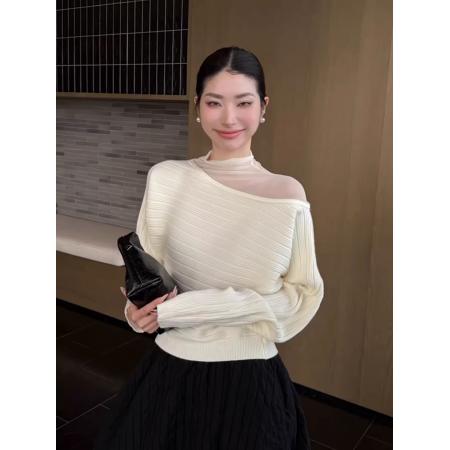 FA56466# 网纱拼接半高领白色针织打底衫女秋冬季轻奢高级感内搭不规则上衣 服裝批發女裝批發服飾貨源