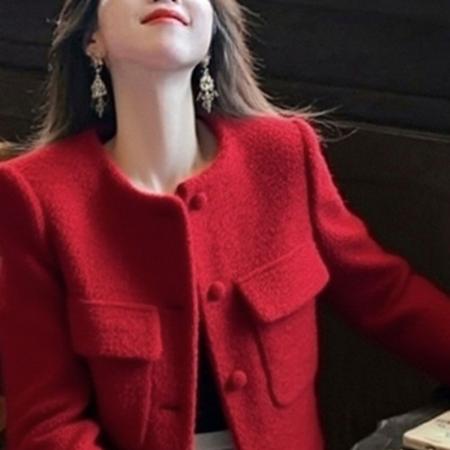 FA56497# 早春新年过年穿搭轻奢减龄洋气富家千金端庄小个红色小香风外套女 服裝批發女裝批發服飾貨源