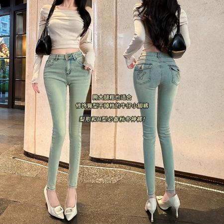 FA56524# 美式复古水洗浅蓝刺绣小脚牛仔裤百搭辣妹提臀紧身铅笔九分裤 服裝批發女裝批發服飾貨源