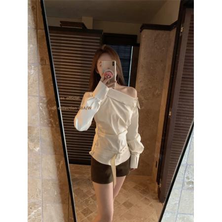 FA56541# 古早美少女调性DNA•斜门襟掐腰设计露肩衬衫配腰带 服裝批發女裝批發服飾貨源
