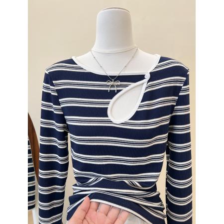 FA56581# 藏蓝色条纹镂空长袖T恤女秋冬打底衫短款紧身上衣 服裝批發女裝批發服飾貨源