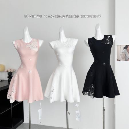 FA56598# Hotdog热狗很辣雪落蔷薇白色蕾丝镂空设计感无袖连衣裙短裙 服裝批發女裝批發服飾貨源