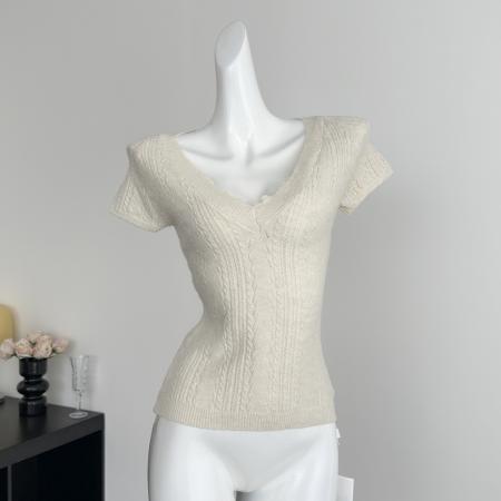 FA56601# 你的懒懒LLan私心柔光丝绸缎面V领针织T+蕾丝女 服裝批發女裝批發服飾貨源