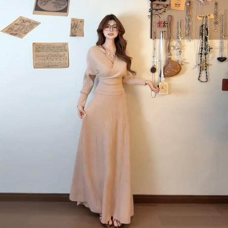 FA56625# 粉色针织毛衣连衣裙子女秋冬季新款超火巨好看穿搭一整套装 服裝批發女裝批發服飾貨源