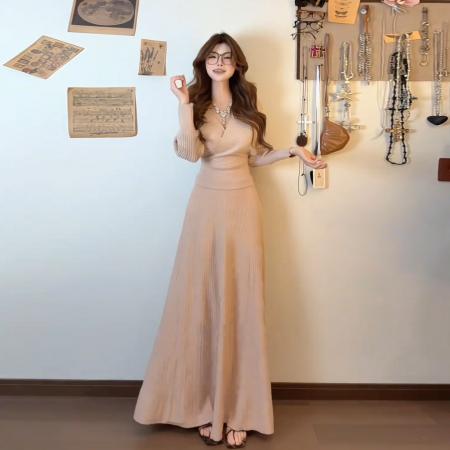 FA56625# 粉色针织毛衣连衣裙子女秋冬季新款超火巨好看穿搭一整套装 服裝批發女裝批發服飾貨源