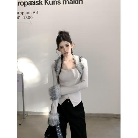 FA56641# 复古辣妹毛领拼接撞色修身显瘦开叉下摆磨毛内搭打底衫  服裝批發女裝批發服飾貨源