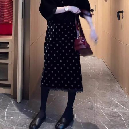 FA56658# 春季新款洋气蕾丝拼接百搭中长裙时尚复古波点显瘦丝绒半身裙  服裝批發女裝批發服飾貨源