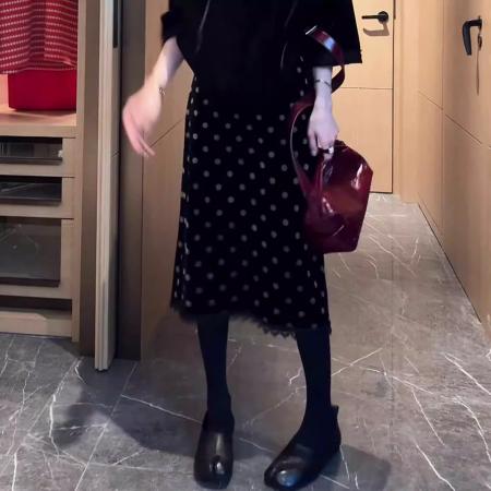 FA56658# 春季新款洋气蕾丝拼接百搭中长裙时尚复古波点显瘦丝绒半身裙  服裝批發女裝批發服飾貨源