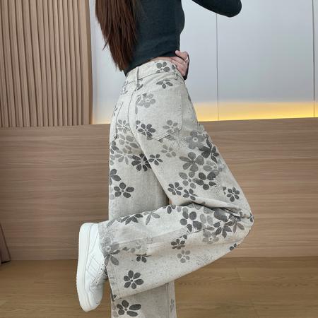 FA56708# 灰色提花烫钻阔腿牛仔裤女2026春季新款时尚百搭拖地弯刀裤子  服裝批發女裝批發服飾貨源