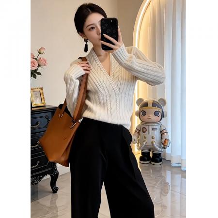 FA56717# 巨好看的韩系穿搭v领麻花针织衫女秋冬修身显瘦加厚内搭打底毛衣  服裝批發女裝批發服飾貨源