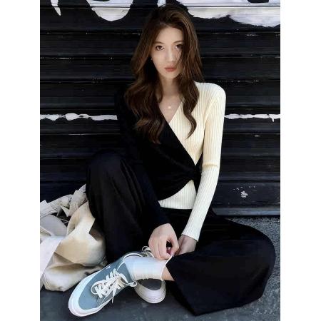 FA56724# 设计感不规则交叉撞色v领针织衫上衣女春季新款显瘦百搭毛衣  服裝批發女裝批發服飾貨源