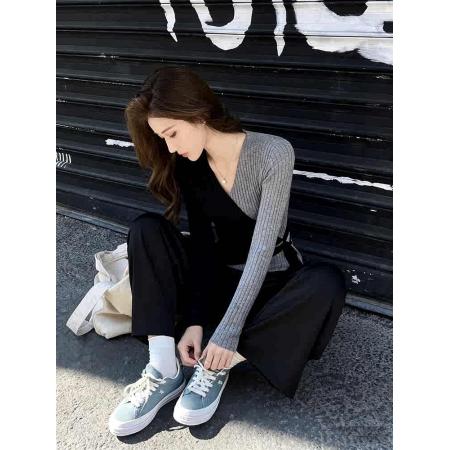 FA56724# 设计感不规则交叉撞色v领针织衫上衣女春季新款显瘦百搭毛衣  服裝批發女裝批發服飾貨源