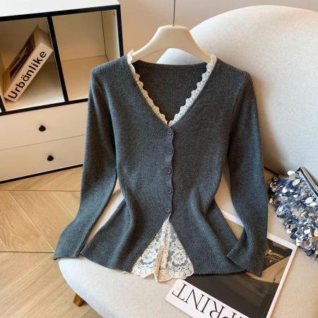 FA56739# 春秋季法式高级感蕾丝拼接修身长袖T恤女气质开叉打底衫上衣  服裝批發女裝批發服飾貨源