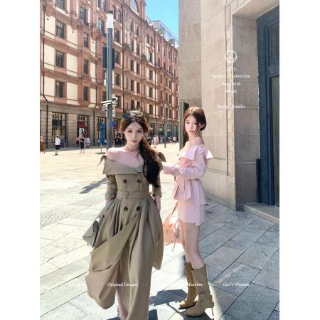 FA56754# 韩版高级感时尚气质一字肩收腰长款风衣小众独特超好看外套  服裝批發女裝批發服飾貨源