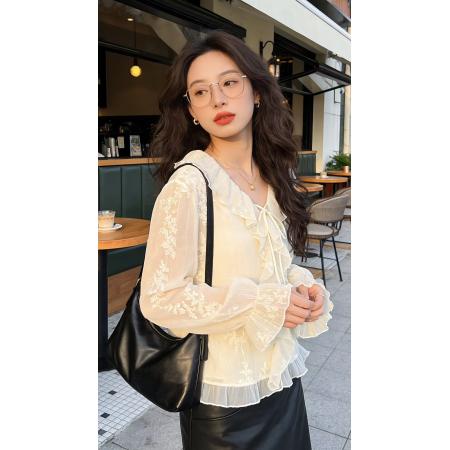 FA56783# 法式荷叶边喇叭长袖衬衫v领小衫女早春新款别致很仙上衣  服裝批發女裝批發服飾貨源