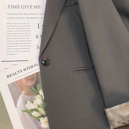 FA56829# 灰色复古宽松休闲西装外套女秋季新款独特袖口设计高级感西服  服裝批發女裝批發服飾貨源