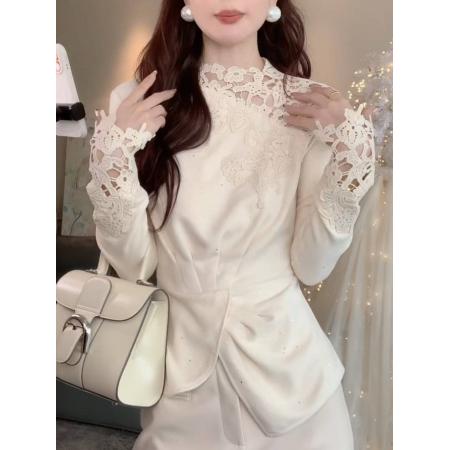 FA56847# 轻奢风蕾丝拼接加绒T恤女春季新款重工不规则收腰打底小上衣  服裝批發女裝批發服飾貨源