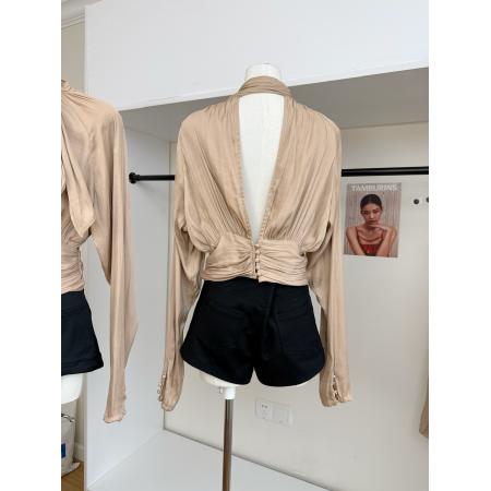 BY10137# 波尔多情裸色飘带衬衫女短款收腰修身秋季长袖小立领上衣 服裝批發女裝批發服飾貨源