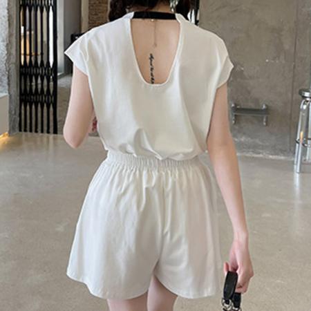 BY10155# 新款盐系减龄字母套装女夏季运动风露背上衣阔腿短裤两件套女 服裝批發女裝批發服飾貨源