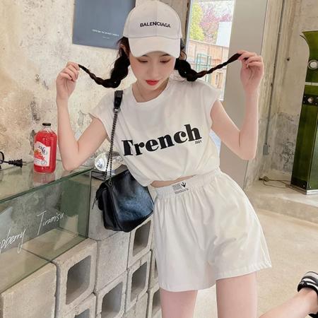 BY10155# 新款盐系减龄字母套装女夏季运动风露背上衣阔腿短裤两件套女 服裝批發女裝批發服飾貨源