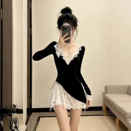 春季气质高级感纯欲御姐风黑色拼接蕾丝V领修身长袖高腰连衣裙女 服裝批發女裝批發服飾貨源