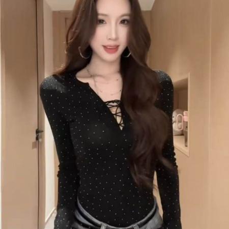 BY10190# 时尚V领绑带T恤女春夏新款小众钻石设计感修身内搭上衣 服裝批發女裝批發服飾貨源