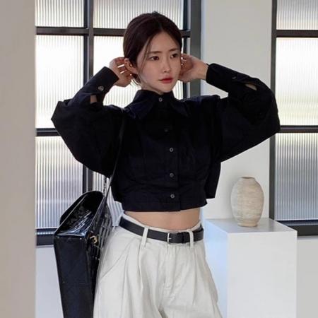 BY10215# 韩国chic小众设计感翻领后背镂空绑带系扣宽松短款衬衫 服裝批發女裝批發服飾貨源