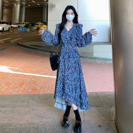 大码女装V领碎花连衣裙春季新款微胖MM显瘦木耳边A字裙 服裝批發女裝批發服飾貨源