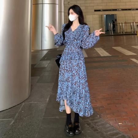 大码女装V领碎花连衣裙春季新款微胖MM显瘦木耳边A字裙 服裝批發女裝批發服飾貨源