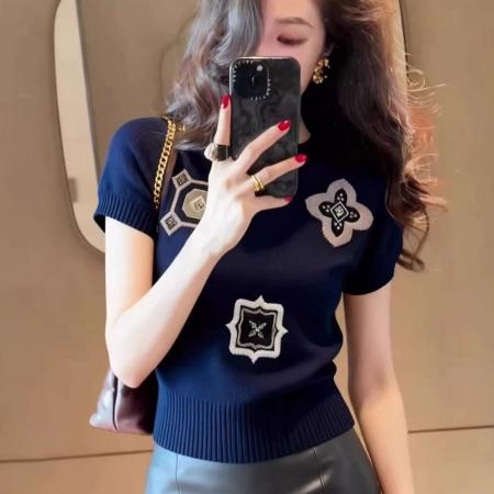 时髦藏蓝色印花短袖针织衫女春夏新款修身显瘦t恤打底衫上衣 服裝批發女裝批發服飾貨源