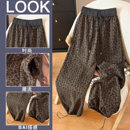 BY10342# 春季新款烫钻豹纹阔腿裤宽松韩版休闲裤百搭运动裤束脚两穿工装裤 服裝批發女裝批發服飾貨源