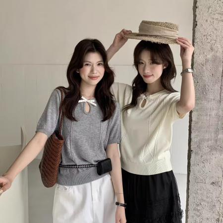 BY10399# 氛围感修身黄色短袖圆领针织衫女春季设计感麻花镂空内搭上衣 服裝批發女裝批發服飾貨源