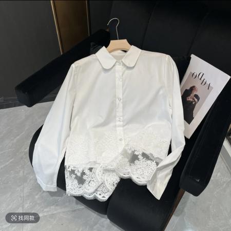 BY10451# 小桃心春款薄的领下摆镂空拼接蕾丝勾花工艺衬衫 服裝批發女裝批發服飾貨源