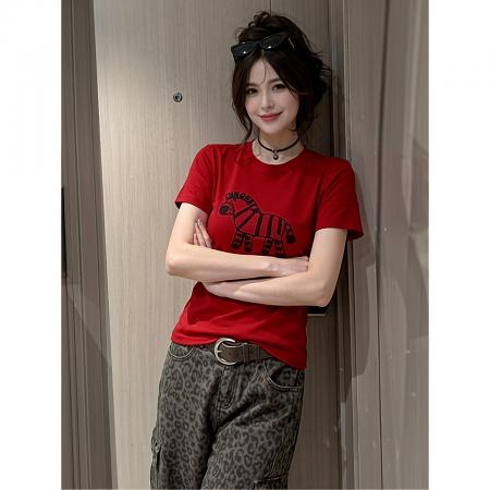 BY10461# 红色小马印花洋气短袖T恤女春夏新款韩系修身显瘦百搭上衣潮 服裝批發女裝批發服飾貨源