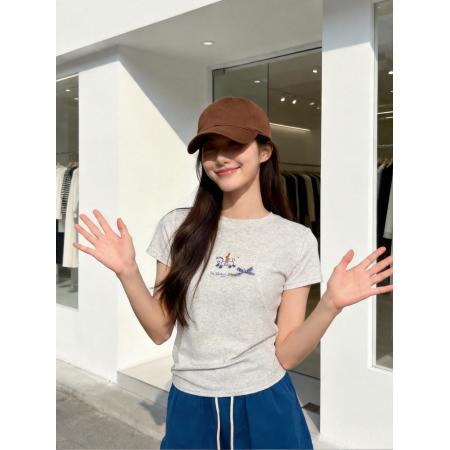 BY10496# 夏季新款小狗刺绣小心机立体装饰小版型女装T恤 服裝批發女裝批發服飾貨源