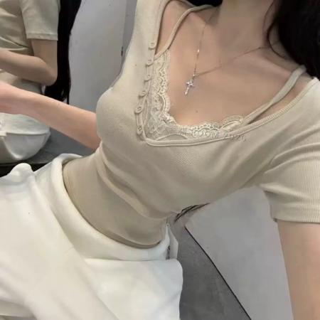 BY10512# 春夏季新款韩版甜辣风蕾丝拼接V领短袖修身显瘦假两件T恤 服裝批發女裝批發服飾貨源
