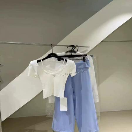 BY10512# 春夏季新款韩版甜辣风蕾丝拼接V领短袖修身显瘦假两件T恤 服裝批發女裝批發服飾貨源