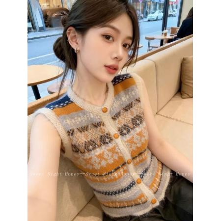 BY10539# 复古费尔岛提花针织马甲背心女叠穿背心开衫外搭无袖针织外套上衣 服裝批發女裝批發服飾貨源