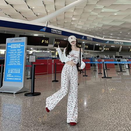 BY10584# 修身小个子印花直筒牛仔裤女秋季新款街头胖mm宽松显瘦阔腿拖地裤 服裝批發女裝批發服飾貨源