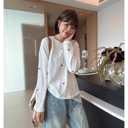 BY10601# 早春季韩版宽松显瘦百搭刺绣白色洋气套头长袖T恤衫女 服裝批發女裝批發服飾貨源