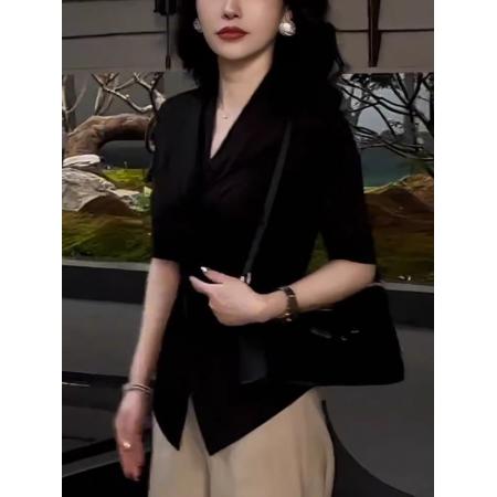 BY10715# 法式高级感扭结V领上衣夏季新款大码时髦洋气显瘦百搭上衣 服裝批發女裝批發服飾貨源